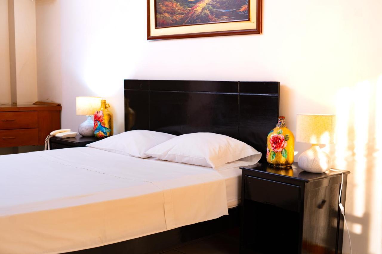 Hotel Residencial Brest Amazon Tarapoto Extérieur photo